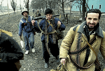Laut vorliegenden Angaben sind vereinzelte Banden der Extremisten in Tschetschenien rund 1.000 Mann stark.